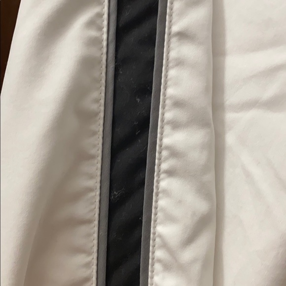 SALE 🔥Puma zip up cute jacket - Picture 12 of 12